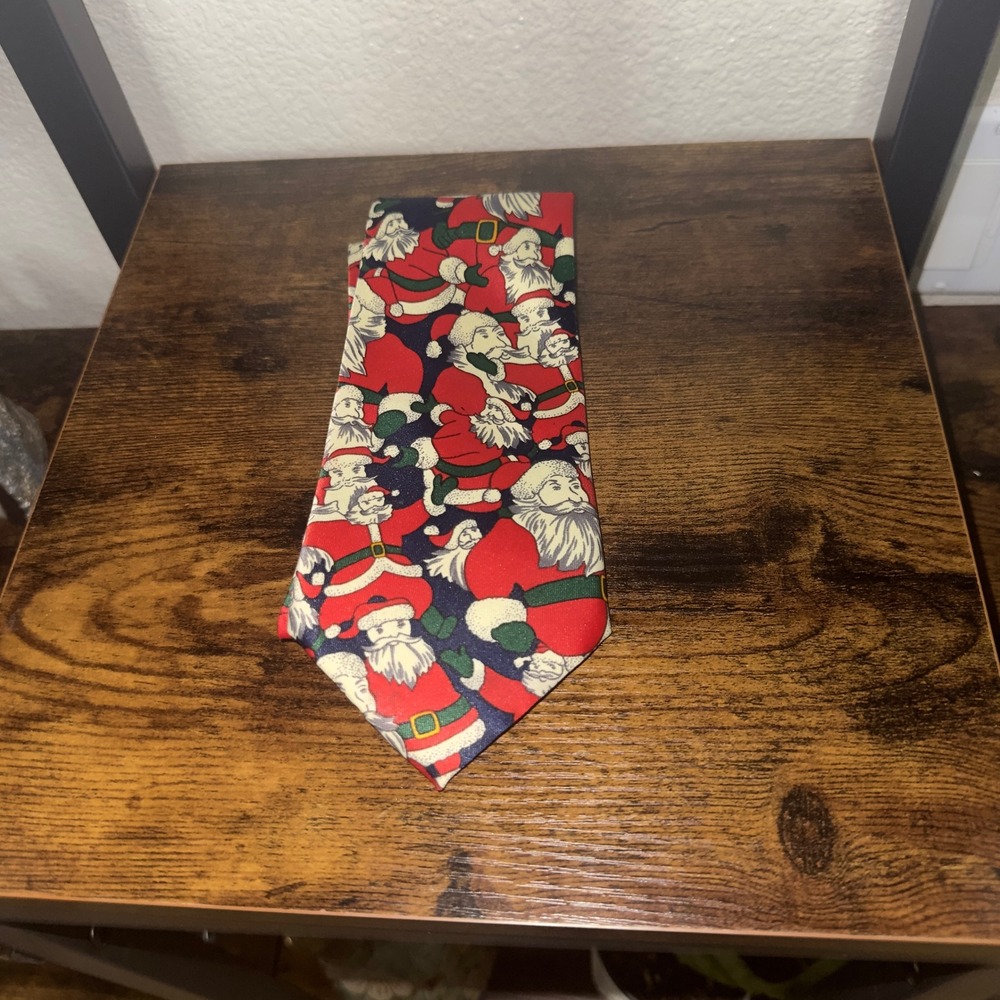 Mercedes High Fashion Mens Silk Tie Red Santa Claus Christmas Holiday Handmade